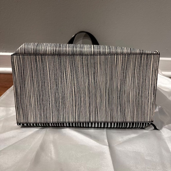 Rare! Furla Divide-it Tote Black and White Striped Medium Sized Shopper Tote Bag - Picture 8 of 13